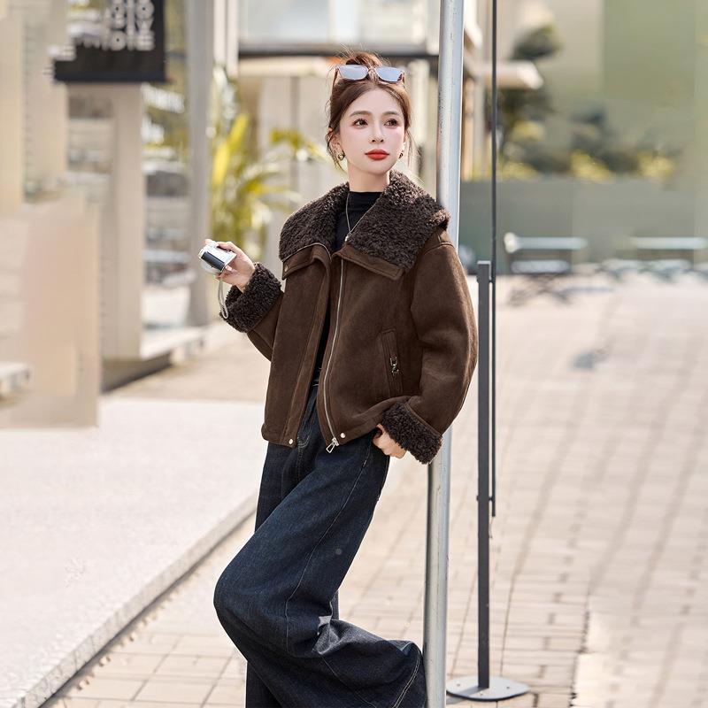 02绒5冬季时新款皮毛一体外套2女加羊羔毛翻领皮Z5669-11尚保暖上