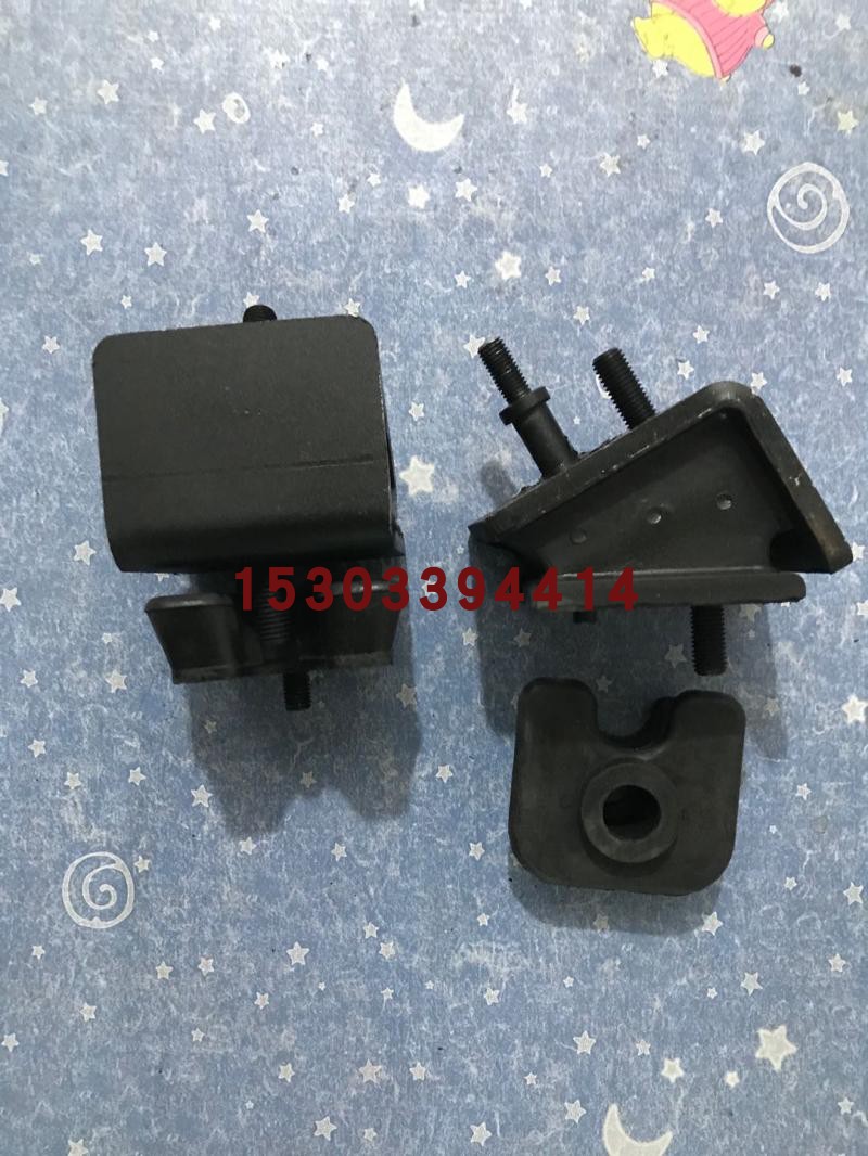 适配福田戴姆勒欧曼汽车ESTGTL福康发动机脚垫前悬置软垫前鸡脚垫