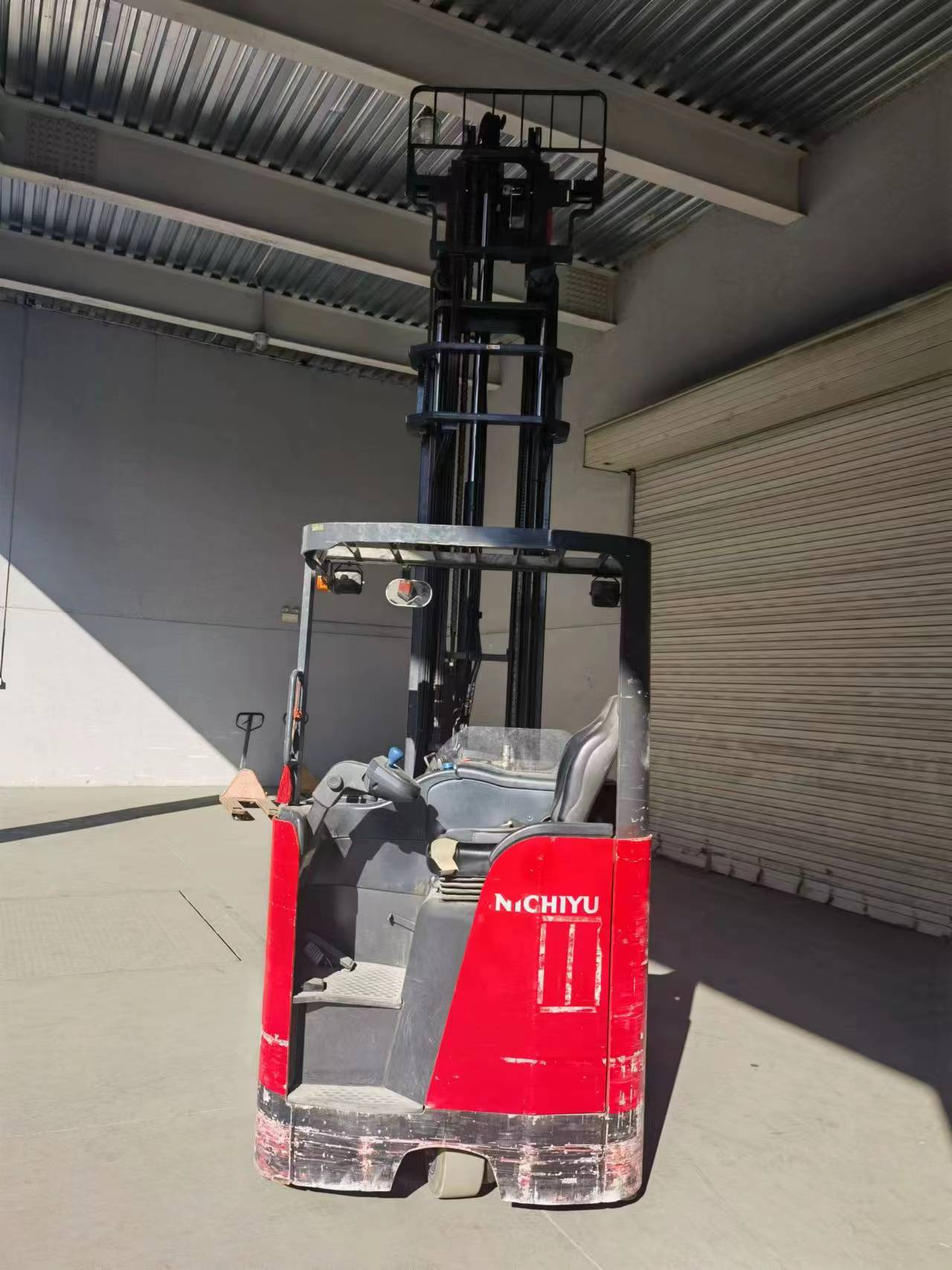 力至优二手前移叉车 承重1.6吨升高7.5米 2018年的车 车况良好