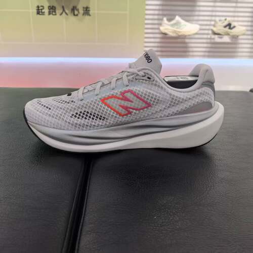 New Balance 26新款男鞋专业减震轻量透气运动跑步鞋M10806GG