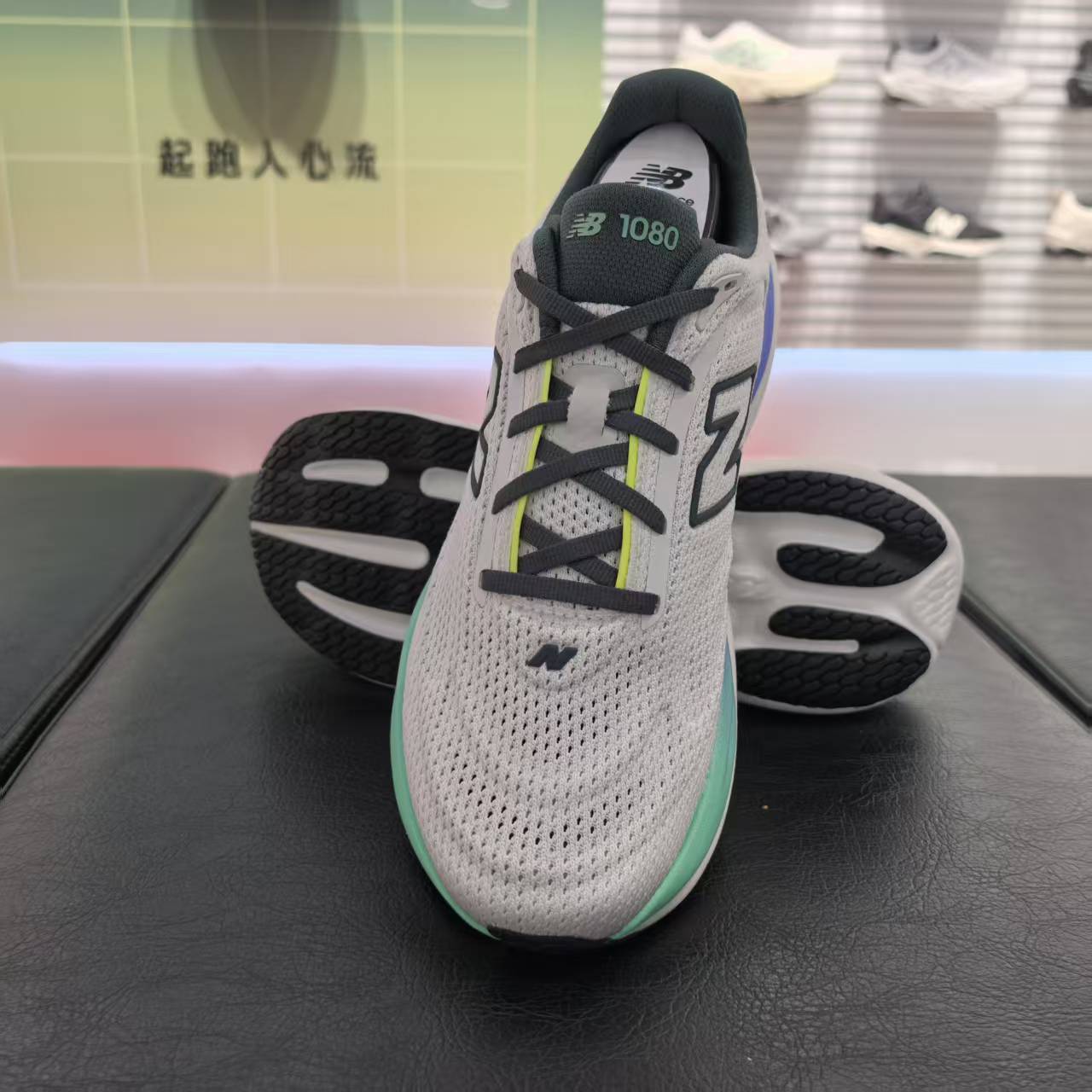 NewBalance NB26春款男子运动1080V15厚底跑步鞋M10802HR/5MD/8MP图片