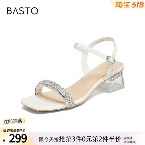 百思图2026夏季新款一字带凉鞋时尚潮流通勤粗跟女鞋O3038BL6