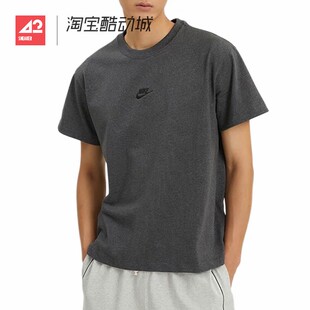 42运动家 Nike耐克男子刺绣小勾透气休闲圆领短袖T恤 DN5241-254