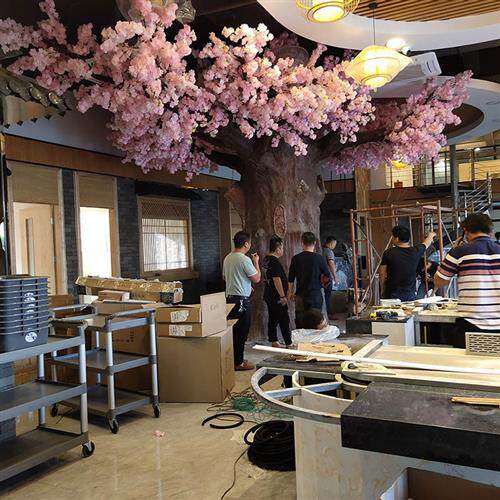 樱花树包柱装饰餐厅酒吧室内大型包柱樱花树造景装饰商场樱花树