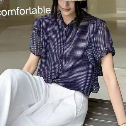 设计感洋气波点荷叶边飞飞袖衬衫女2026夏季新款宽松显瘦小衫上衣