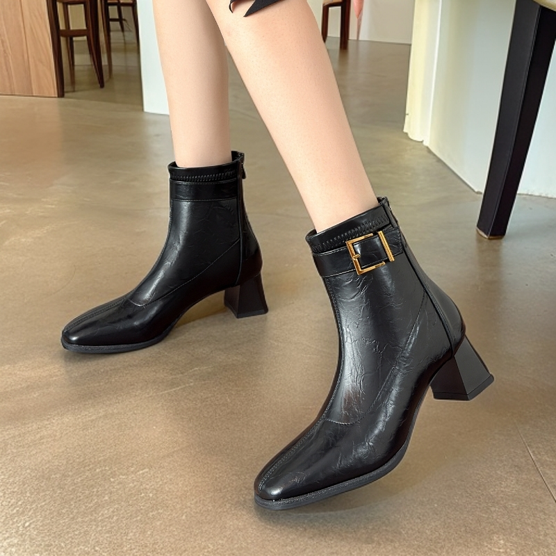短靴高跟女秋冬黑色皮靴粗跟后拉链皮带扣方头法式靴子女式新款性