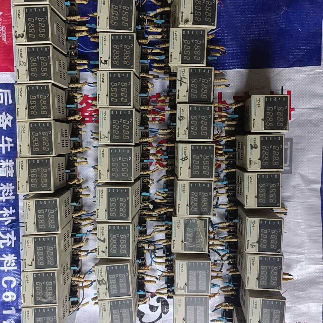 奥托尼克温控器TZ4SP-14S拆机36个实物拍摄需要的联系