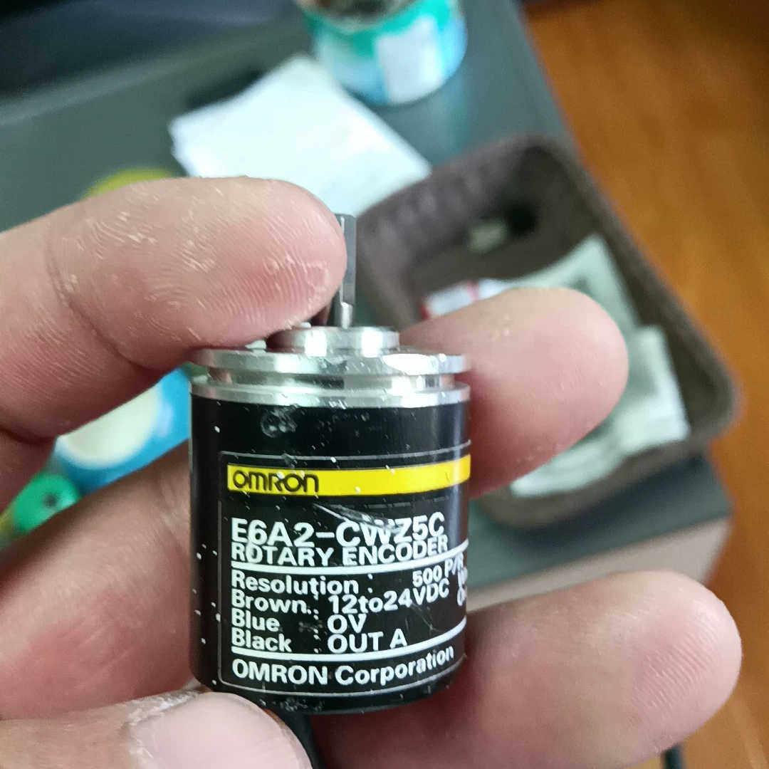 编码器E6A2-CW5C ，