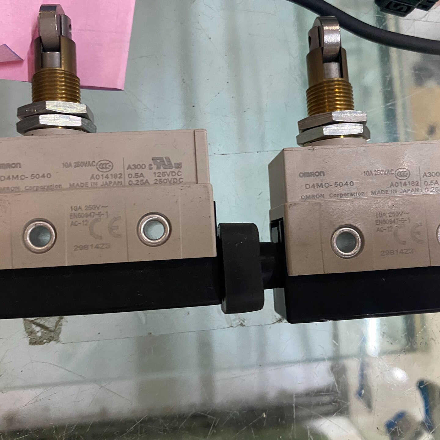 开关OMRON  D4MC-5040库存处理