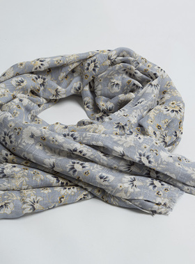 新款出口英国 优雅气质蓝色花朵印花围巾女春夏 百搭旅游丝巾披肩