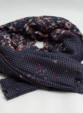 新款欧美时尚 优雅气质藏青花朵印花围巾女秋冬 百搭旅游丝巾披肩