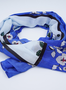 新款出口英国 优雅气质蓝色花朵印花围巾女春秋 百搭旅游薄款丝巾