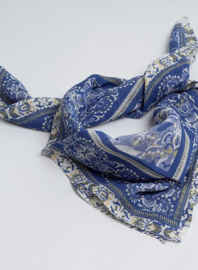 出口纯棉围巾女春 优雅蓝色花朵印花丝巾 百搭旅游装饰领巾小方巾