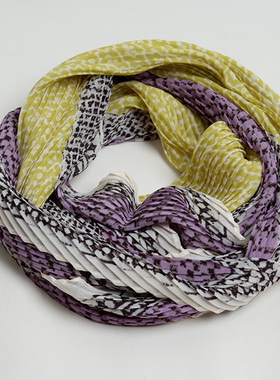 新出口围巾女夏秋 优雅气质黄紫几何印花丝巾 百搭旅游装饰三角巾