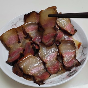 腊肉湖南湘西土特产农家土猪肉干自制柏枝柴火烟熏肉腌肉味200克