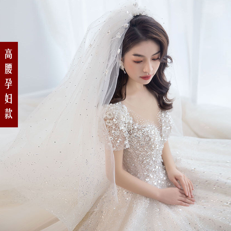  Pregnant women are aligned (single wedding dresses have no matching)+M  