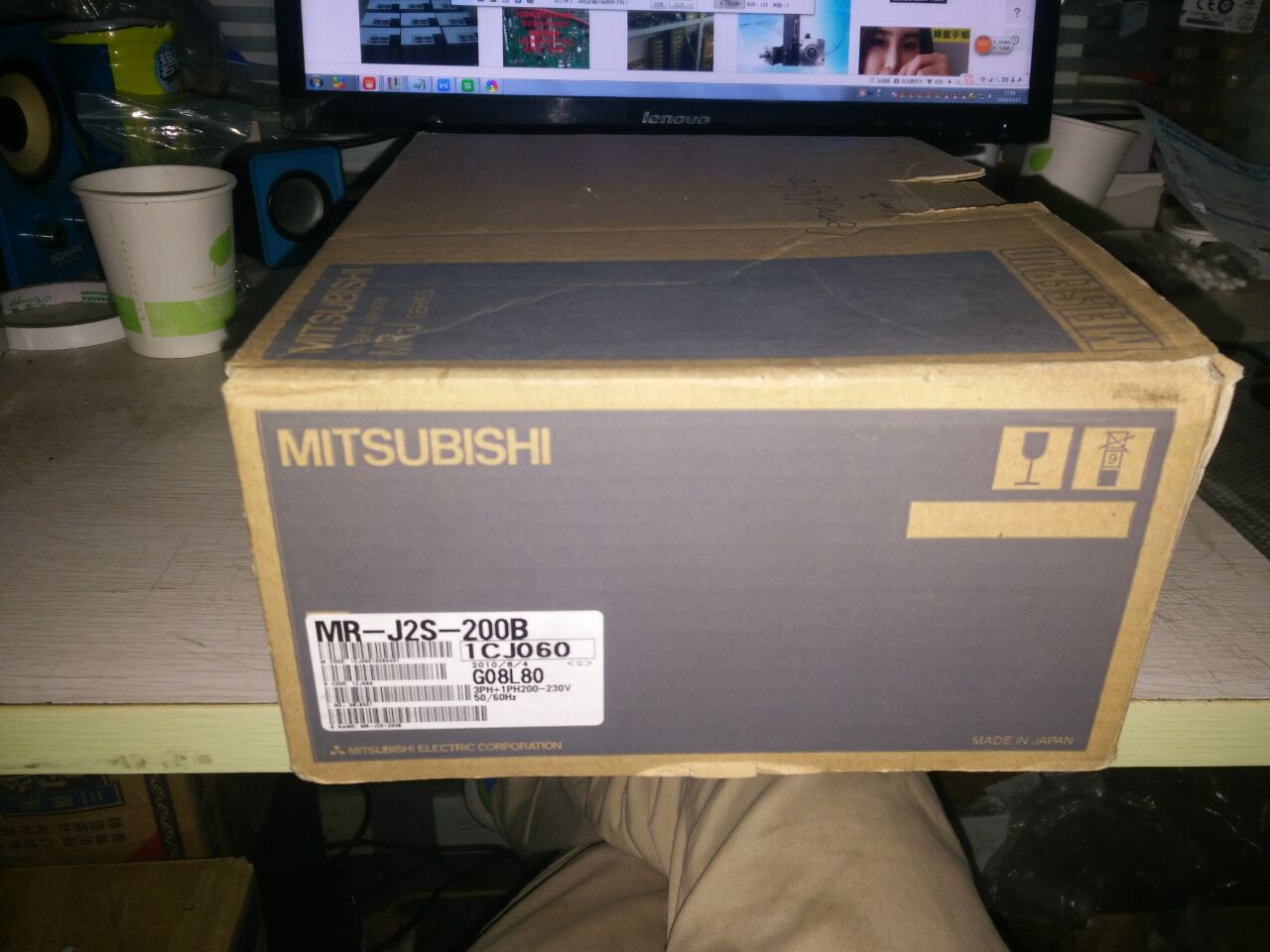 全新原装hf-kp43b-s12 伺服 质量保障 欢迎进店购买现货议价