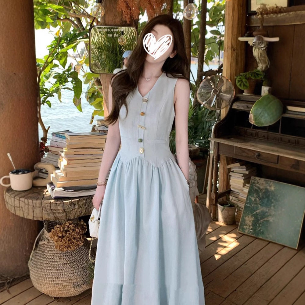 蓝色无袖吊带背心连衣裙子女夏季2025新款新中式海边度假绝美长裙
