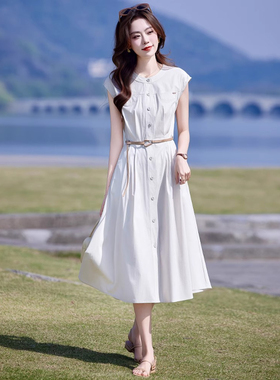 白色连衣裙女夏季2026新款多巴胺气质大方得体显瘦减龄中长款裙子