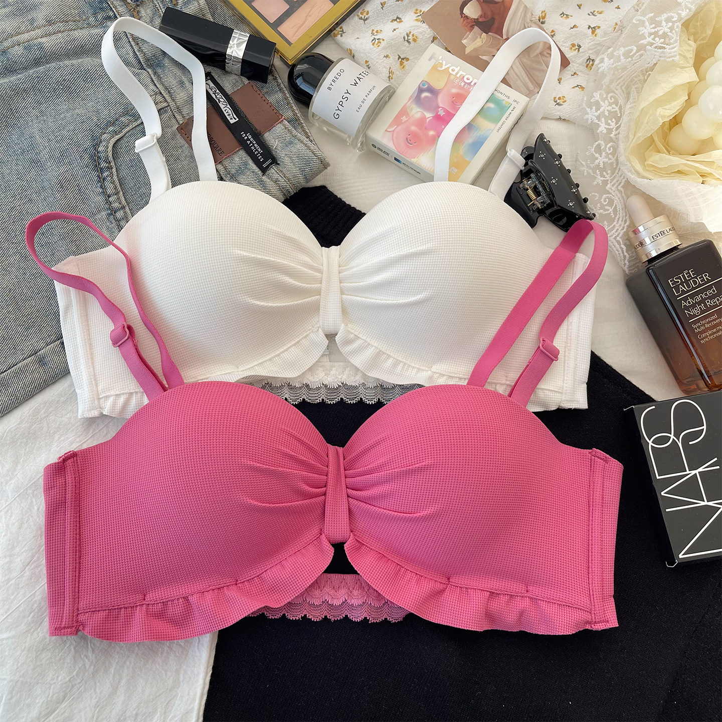 半杯内衣女小胸聚拢收副乳防下垂