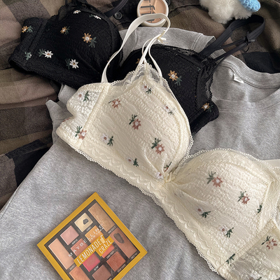 甜美聚拢显大收副乳法式内衣女