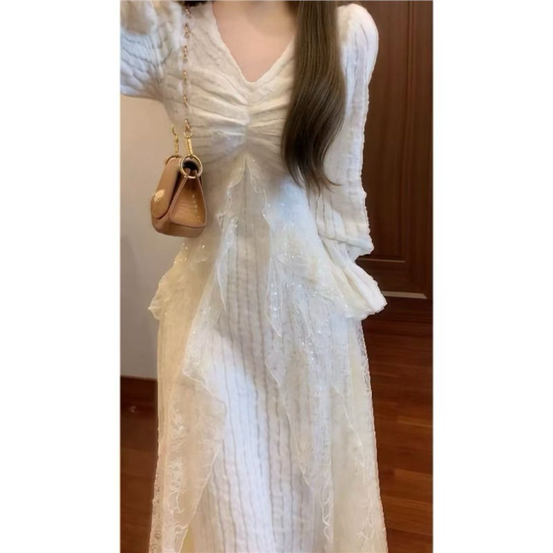 秋冬加厚蕾丝羽毛纱磨毛高级感长袖连衣裙女冬装裙子打底长裙8180