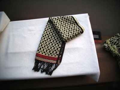 冬季保暖真丝拉绒围巾挡风保暖透气保暖纯蚕丝送礼自用真情流露