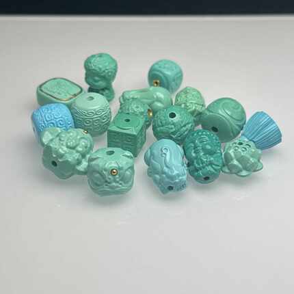 湖北高瓷绿松石小雕刻件配饰配珠腰珠