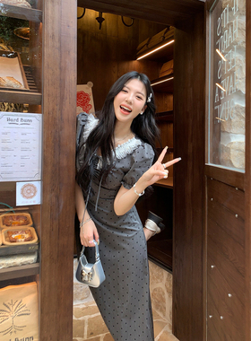 甜辣多多【盐系少女】2026灰色连衣裙女夏季梨形收腰设计感波点裙