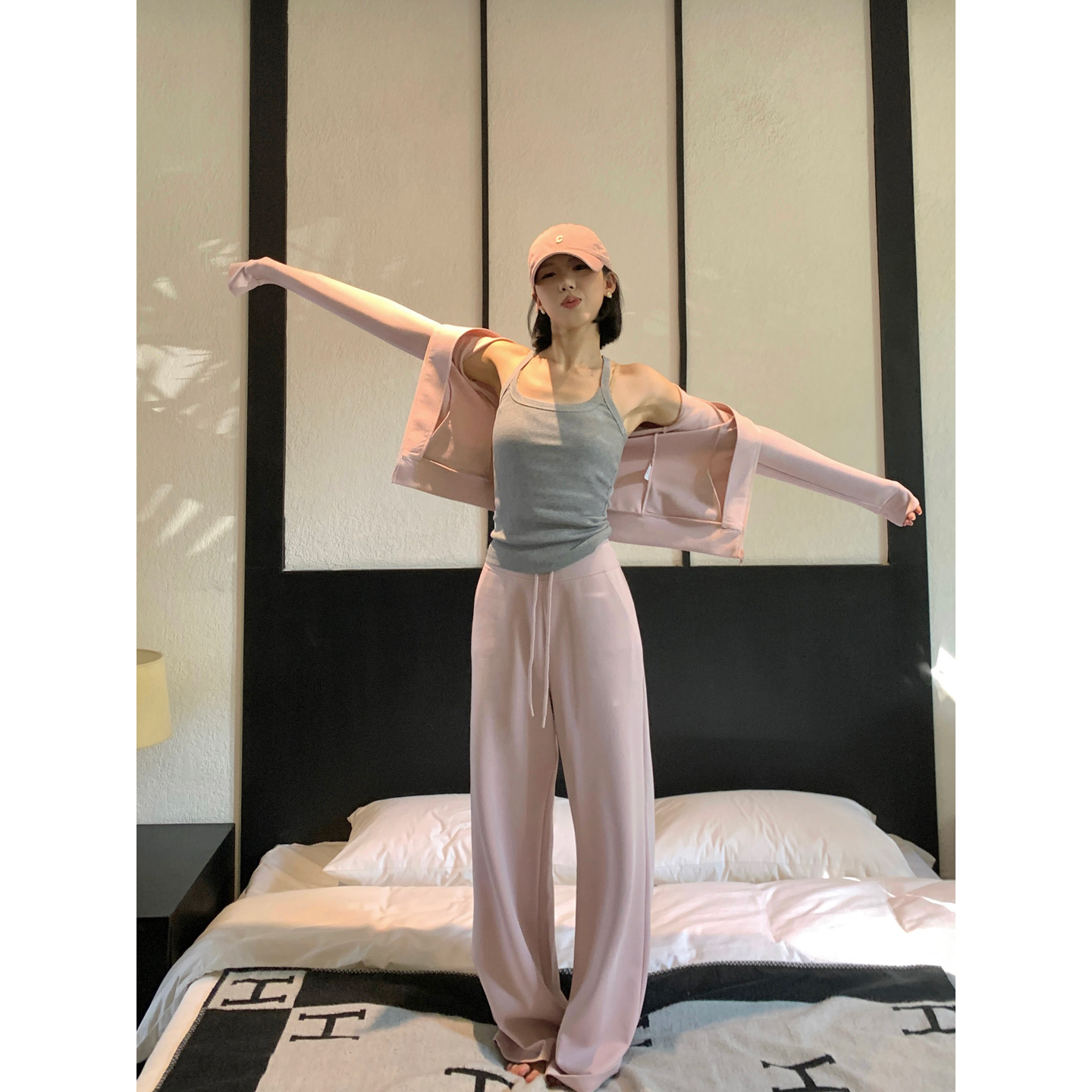 甜辣多多【Lu系2.0】2026年春季新款休闲收腰套装女立领卫衣+长裤