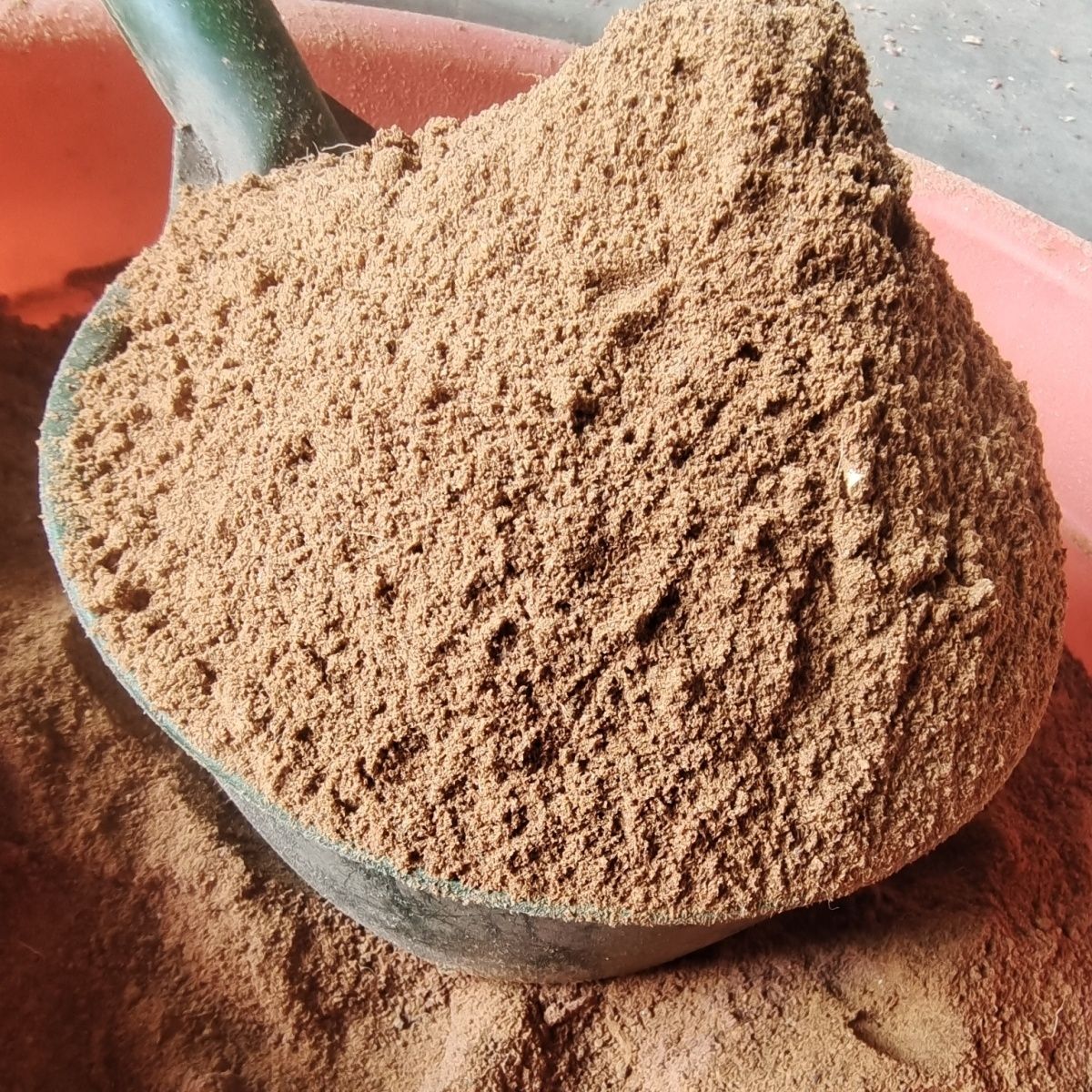 花生饼花生枯花生麸鱼饵钓鱼抛竿饵料爆炸打窝野钓窝料伴侣