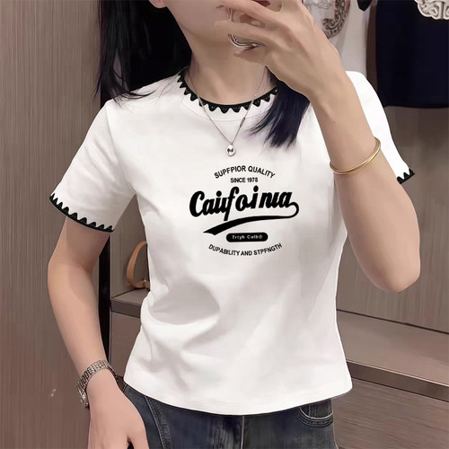 独特别致短款正肩小个子上衣女2026新款夏季花边撞色短袖T恤时髦