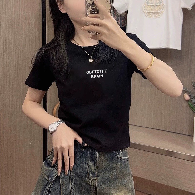 黑色短款t恤女简约纯棉2025新款正肩短袖显瘦夏季洋气别致上衣潮