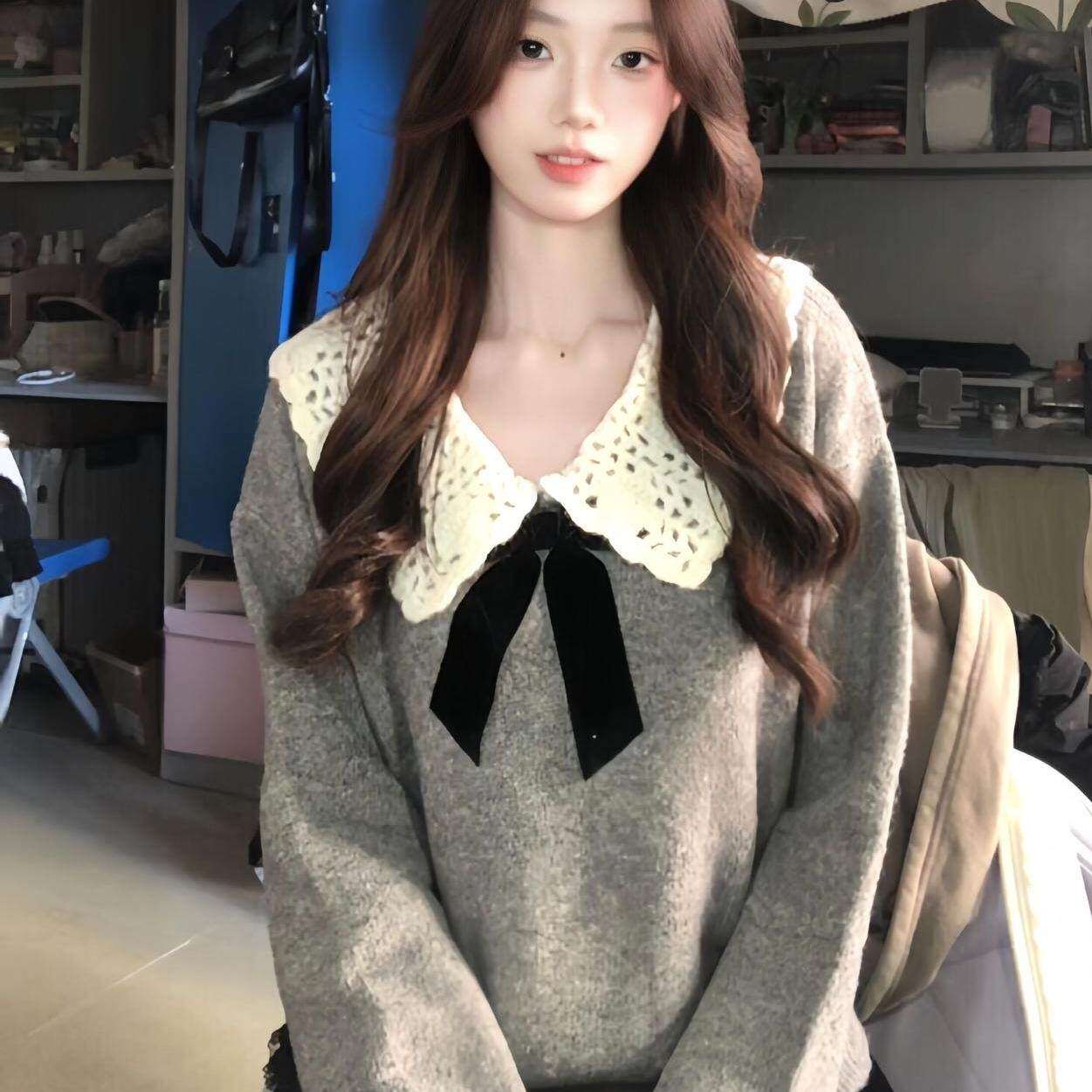 灰色娃娃领钩花蝴蝶结针织衫女2025秋冬季新款宽松小众毛衣上衣厚