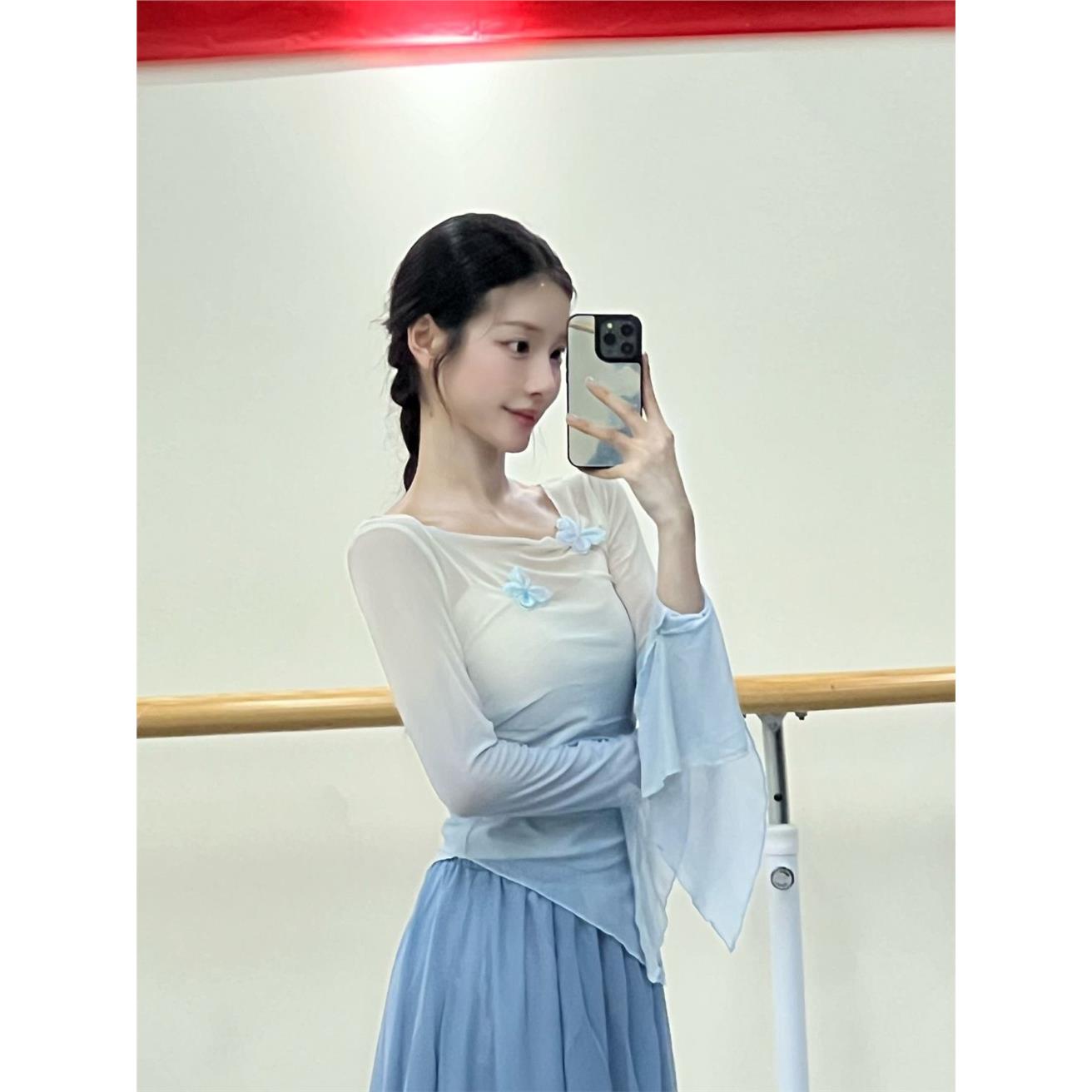 古典舞渐变身韵蝴蝶喇叭