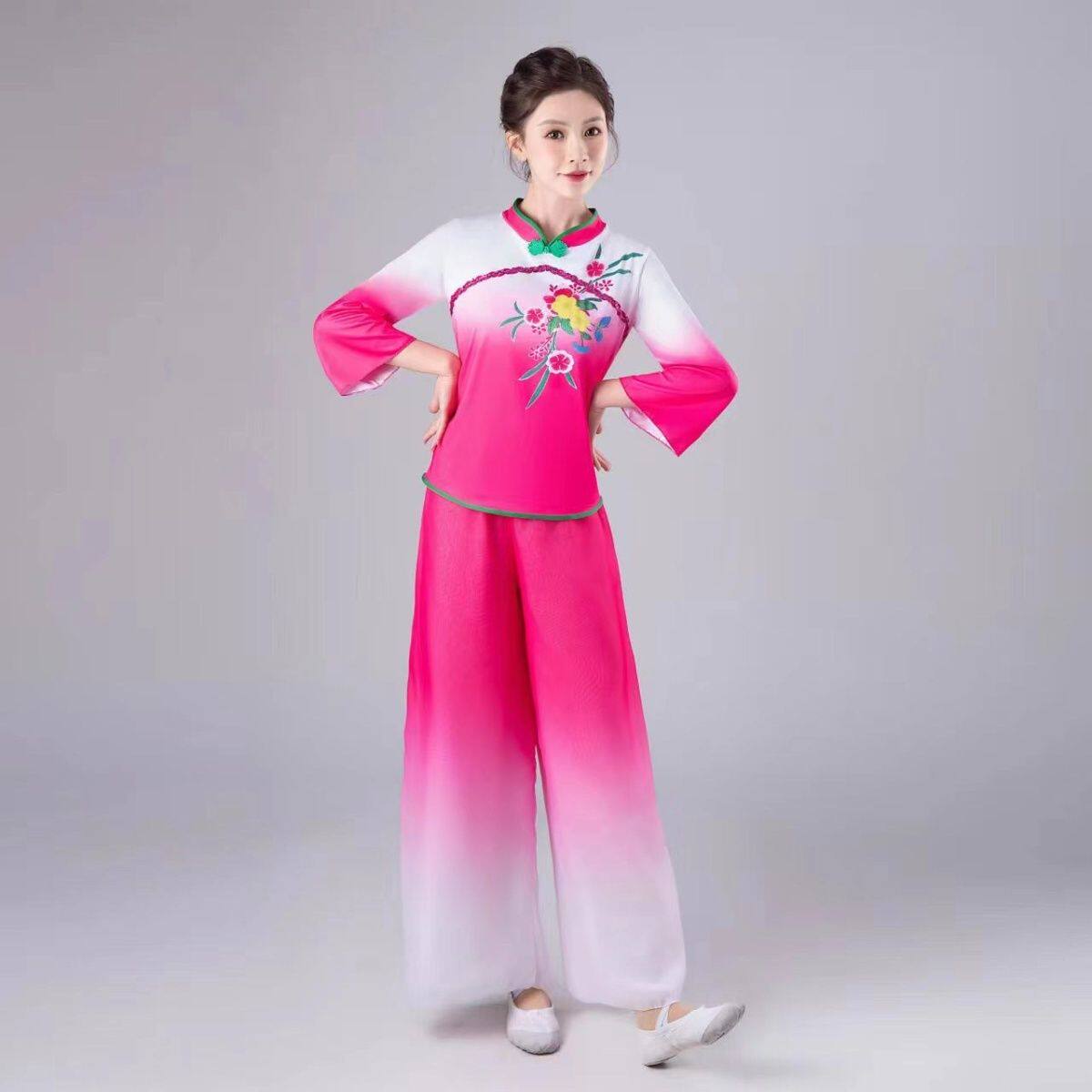 新款演出服中老年广场秧