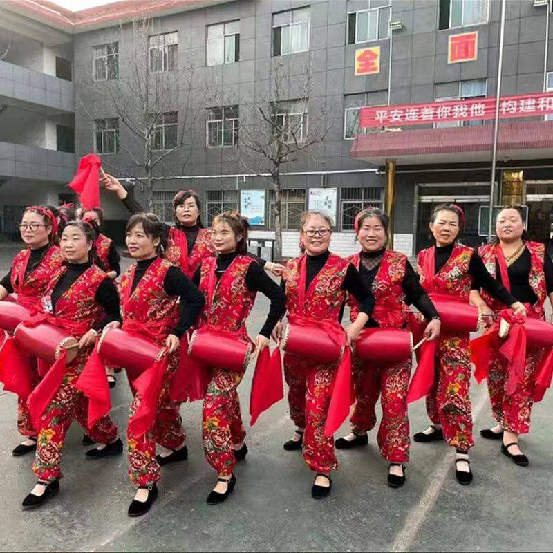 东北大花马甲灯笼裤套装