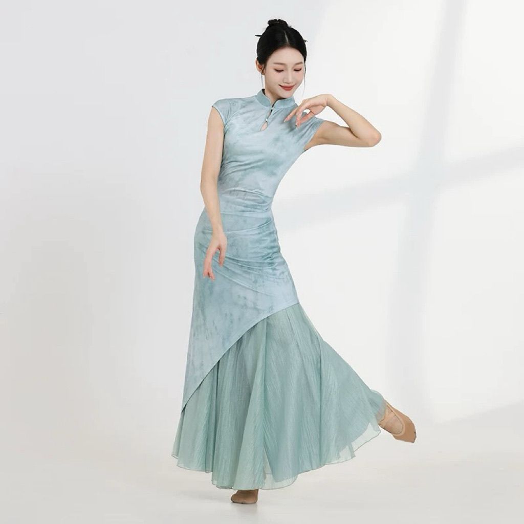 新中式无袖旗袍舞蹈服古