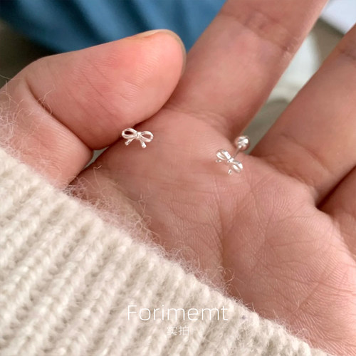S999纯银耳钉mini蝴蝶结耳骨钉养耳洞睡觉不用摘螺丝拧扣耳钉简约