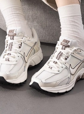 Nike耐克女鞋2025夏季新款ZOOM VOMERO 5透气耐磨运动鞋IB8129