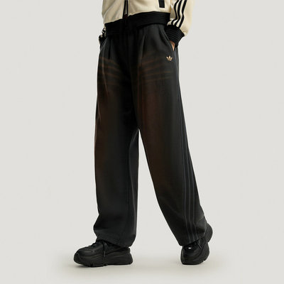 Adidas阿迪达斯三叶草女裤2025冬季新款CURVED KNIFE运动裤IA7518