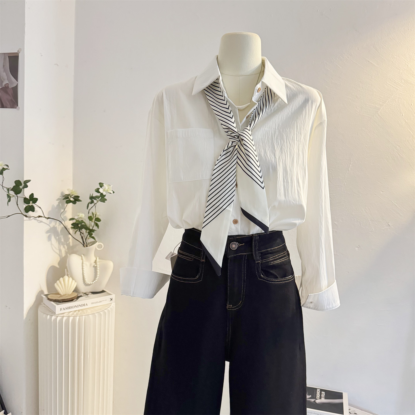 白色POLO领长袖衬衫女2025秋季设计感配丝巾宽松休闲气质通勤衬衣