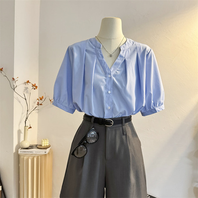 宽松休闲法式V领纯色短袖衬衫女