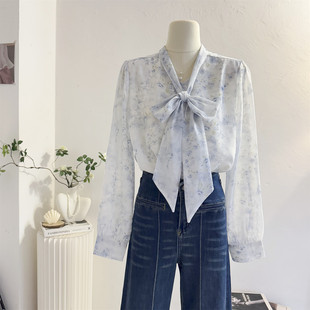 2026春减龄温柔风飘带小衫 女长袖 上衣 系带蝴蝶结碎花雪纺衬衫 法式