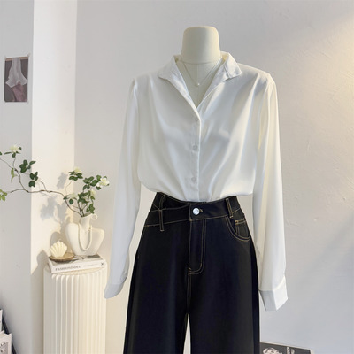 宽松法式气质V领白色长袖衬衫女