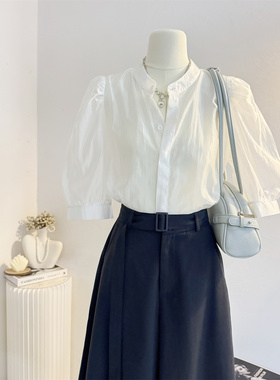 白色立领泡泡袖衬衫女2025夏小众高级感薄款仿天丝衬衣五分袖上衣