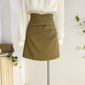 褶皱半身裙女2025春夏高腰a字西装 短裙设计感显瘦包臀防走光裙子