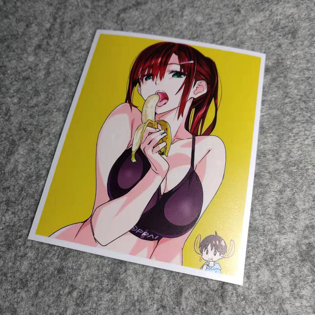 q版香蕉女孩可爱二次元改装机车摩托贴滑板卡通遮痕个性车贴d2080