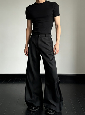 He刺野/春款设计感弯刀压褶阔腿微喇叭西裤宽松休闲西装长裤男