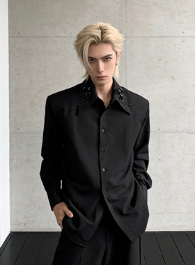 He刺野/轻奢法式衬衫领口镶花痞帅垫肩黑衬衫2026春款男长袖衬衣